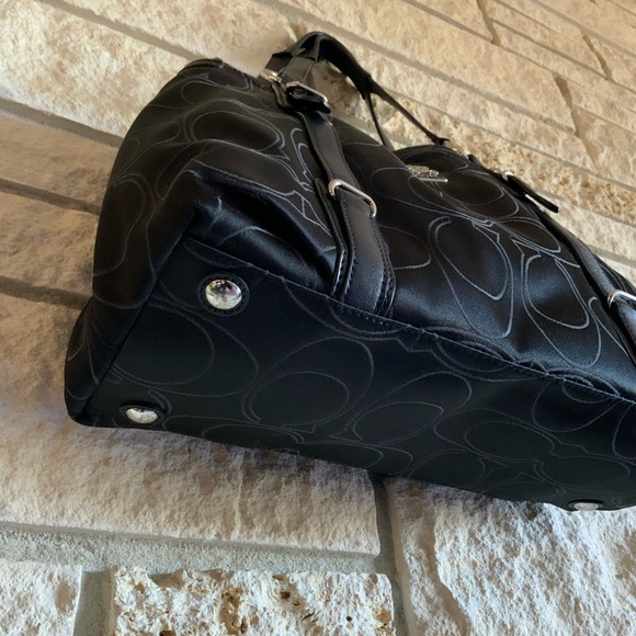 Coach Purse Handbag Tote Designer Bag #F1073-15402 - Picture 14 of 14